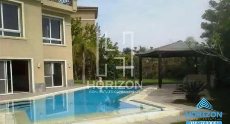 Villa with swimming pool in Rehab City type U New Cario