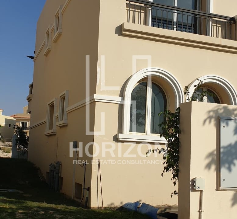 فيلا مستقلة في هايد بارك التجمع الخامس القاهرة الجديدة