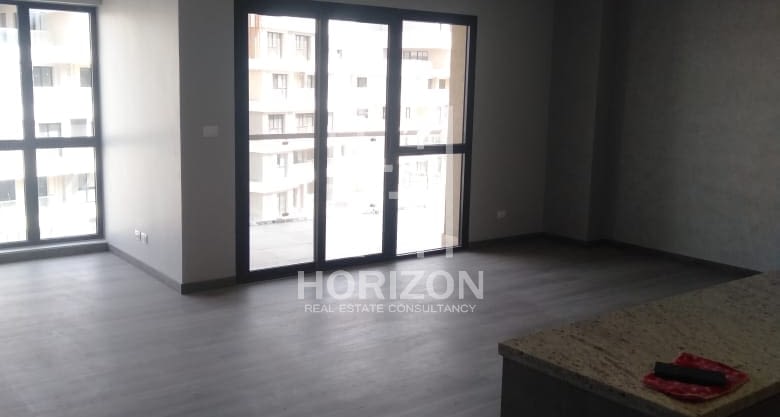 Apartment for rent in Sky Condos | Horizon Estate