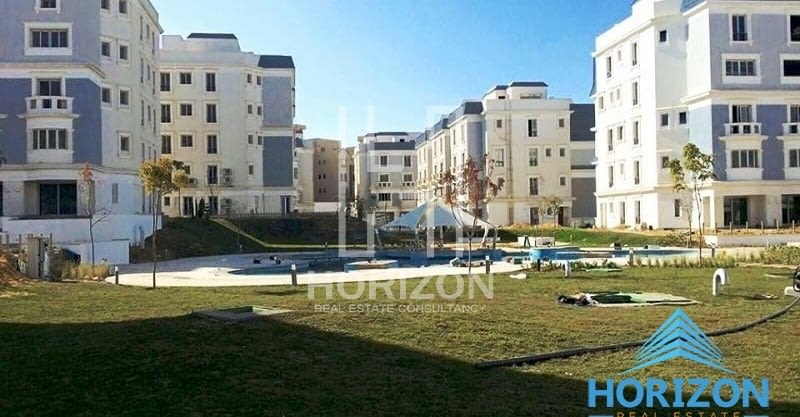 Apartment in Mountain View Hyde Park New Cairo