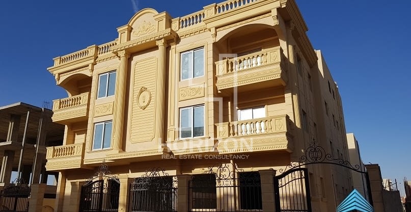 Apartment in Koronfel Fifth Settlement New Cairo