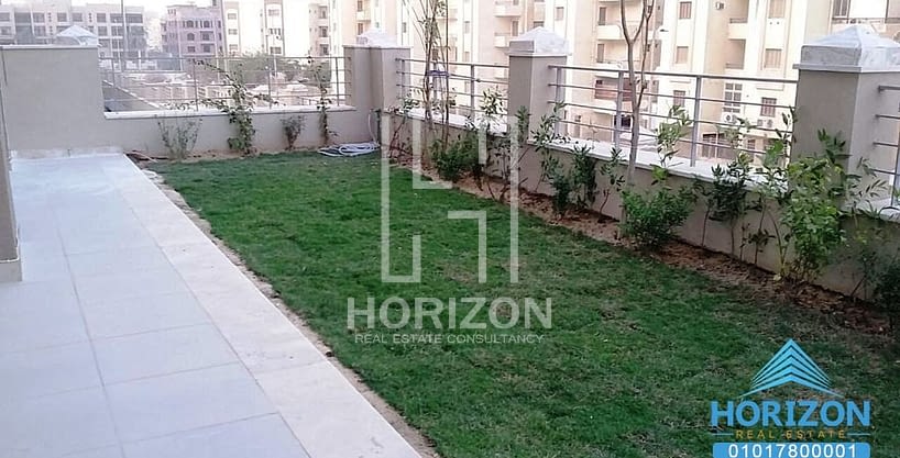 Ground floor for rent in Village Gate Palm Hills New Cairo