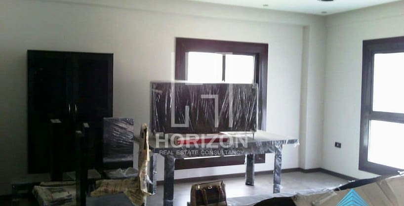 Apartment 200 m in Villas district New Cairo