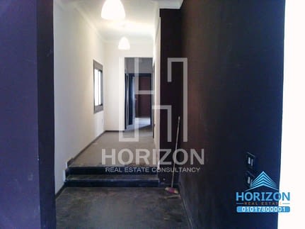 Apartment 200 m in Villas district New Cairo