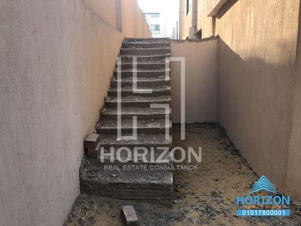 Duplex with garden for sale in Yasmeen 2 New Cairo