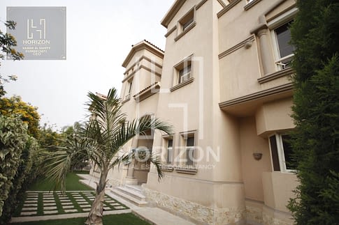 For Sale Villa in Compound Katameya Hills New Cairo