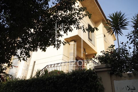 Luxury Resale Villa in Lake View Compound New Cairo