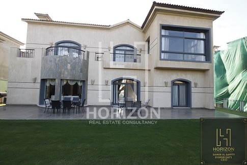 Luxury Resale Villa in Lake View Compound New Cairo