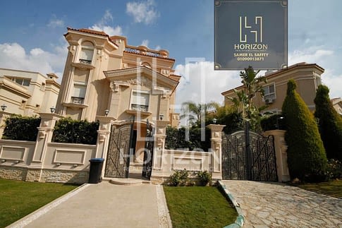 Luxury Villa in Grand Residence Compound New Cairo