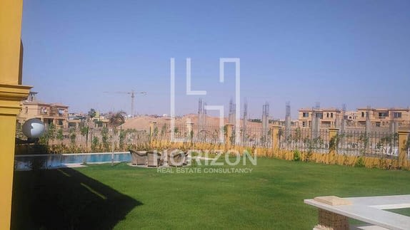 Finished Villa For Sale in Gardenia Springs New Cairo