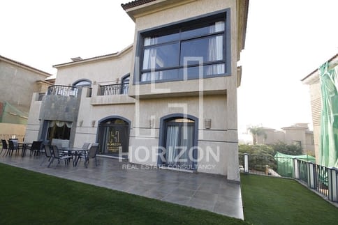 Luxury Resale Villa in Lake View Compound New Cairo