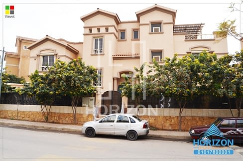 Villa with swimming pool in Katameya Hills New Cairo