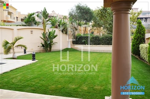 Villa with swimming pool in Katameya Hills New Cairo