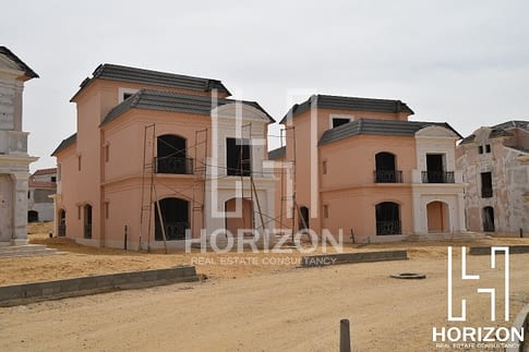 Townhouse 266 m in Layan Compound New Cairo