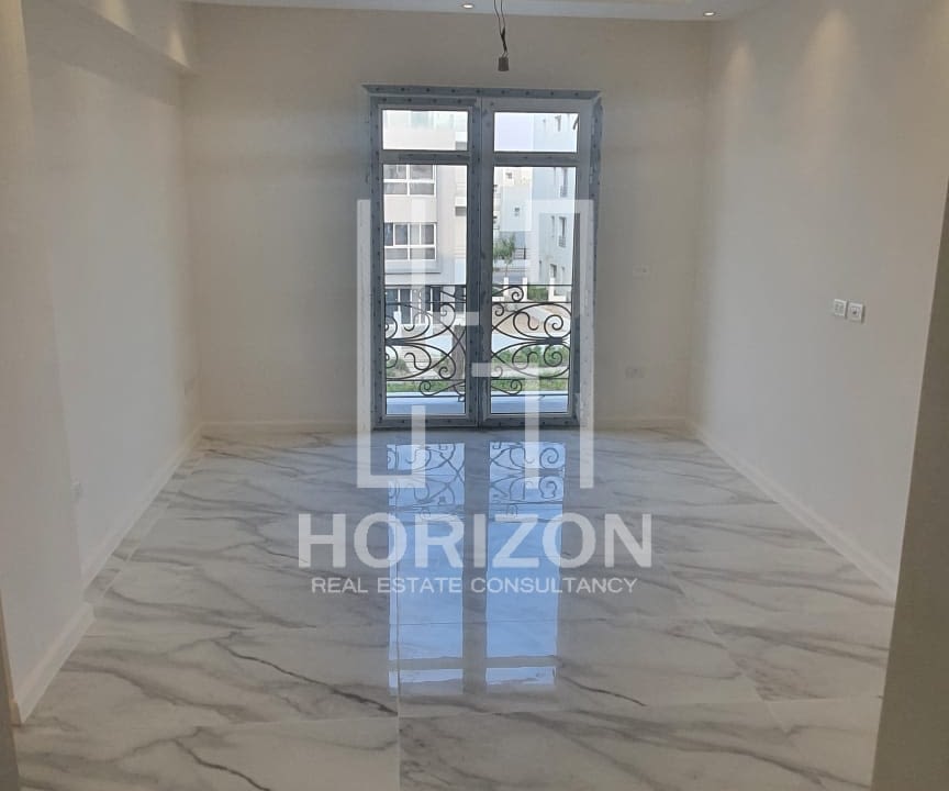 شقة فى كمبوند هايد بارك التجمع الخامس القاهرة الجديدة