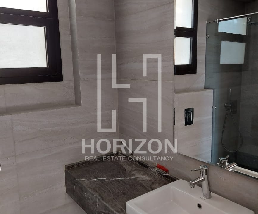 تربلكس للايجار في كمبوند ايستاون سوديك التجمع الخامس القاهره الجديده