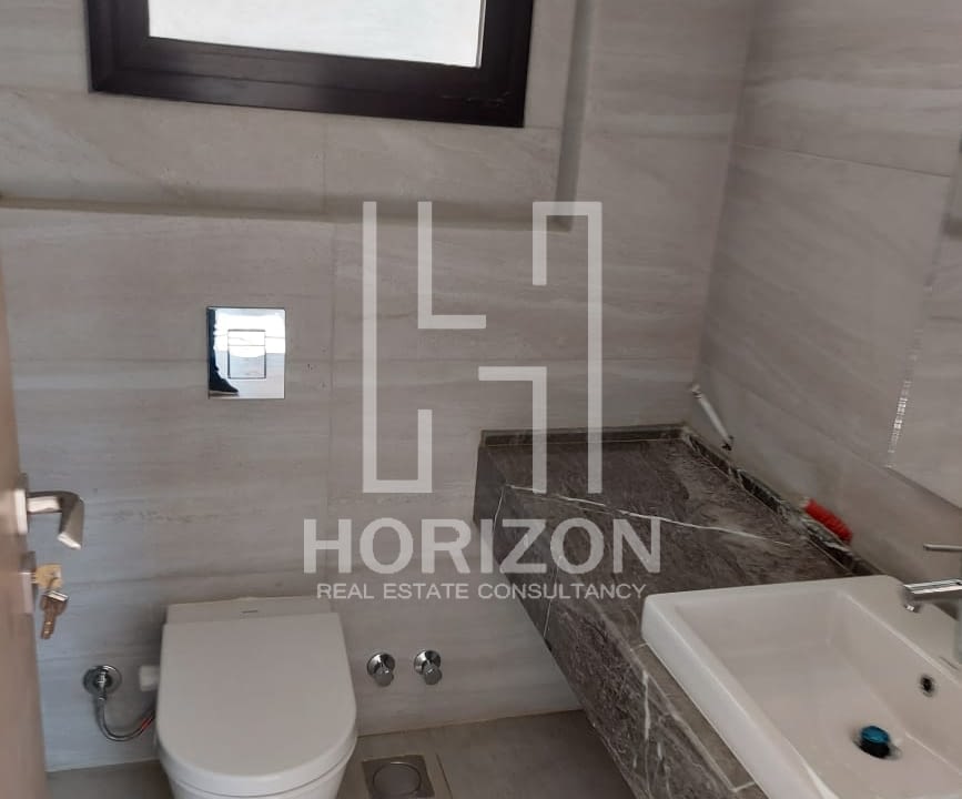 تربلكس للايجار في كمبوند ايستاون سوديك التجمع الخامس القاهره الجديده