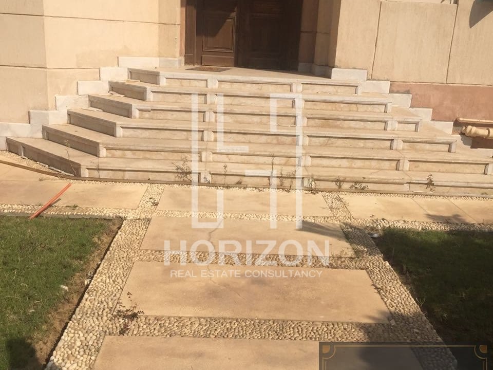 Finished Villa for Sale in Rehab Hills New Cairo