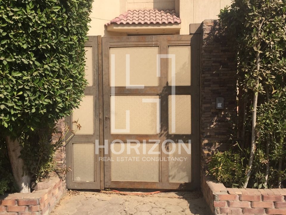 Finished Villa for Sale in Rehab Hills New Cairo