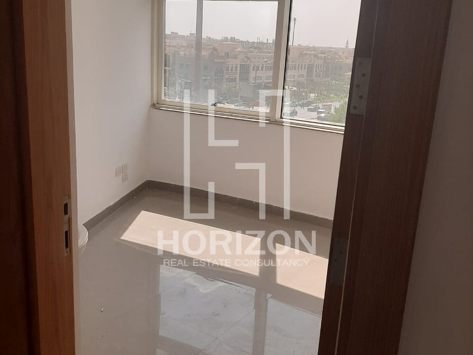 WhatsApp Image 2022-12-14 at 2.39.04 PM (1)