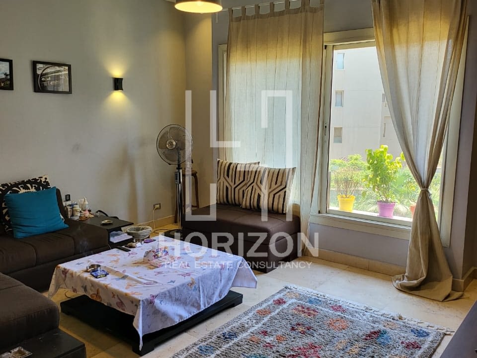 ستوديو للايجار في ذا فيلدج القاهرة الجديدة