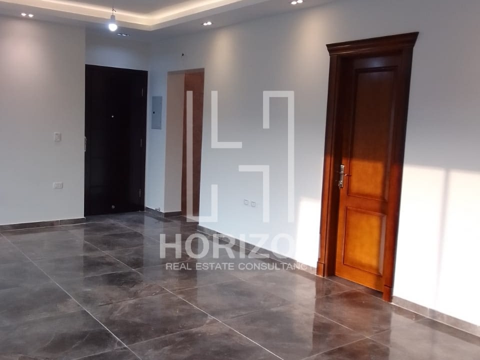 فيلدج جيت بالم هيلز