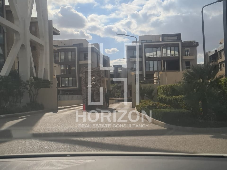 بنتهاوس ايجار في كمبوند ميدتاون القاهرة الجديدة