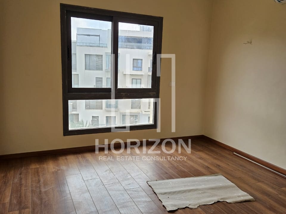 دوبلكس متكرر في ايستاون سوديك التجمع الخامس القاهره الجديده