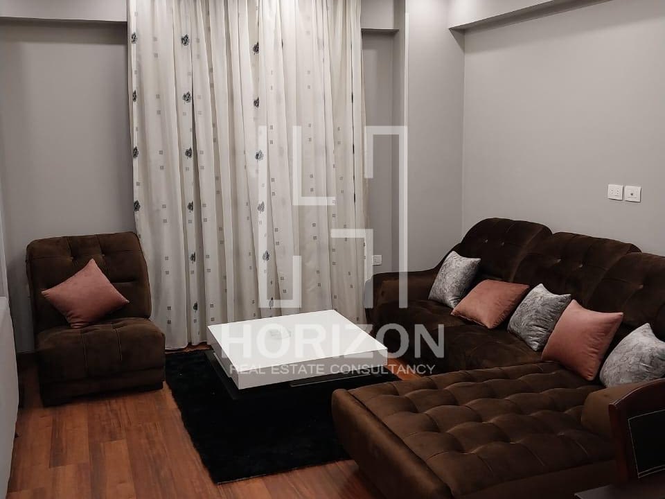 شقة في كمبوند ليله التجمع الخامس القاهرة الجديدة