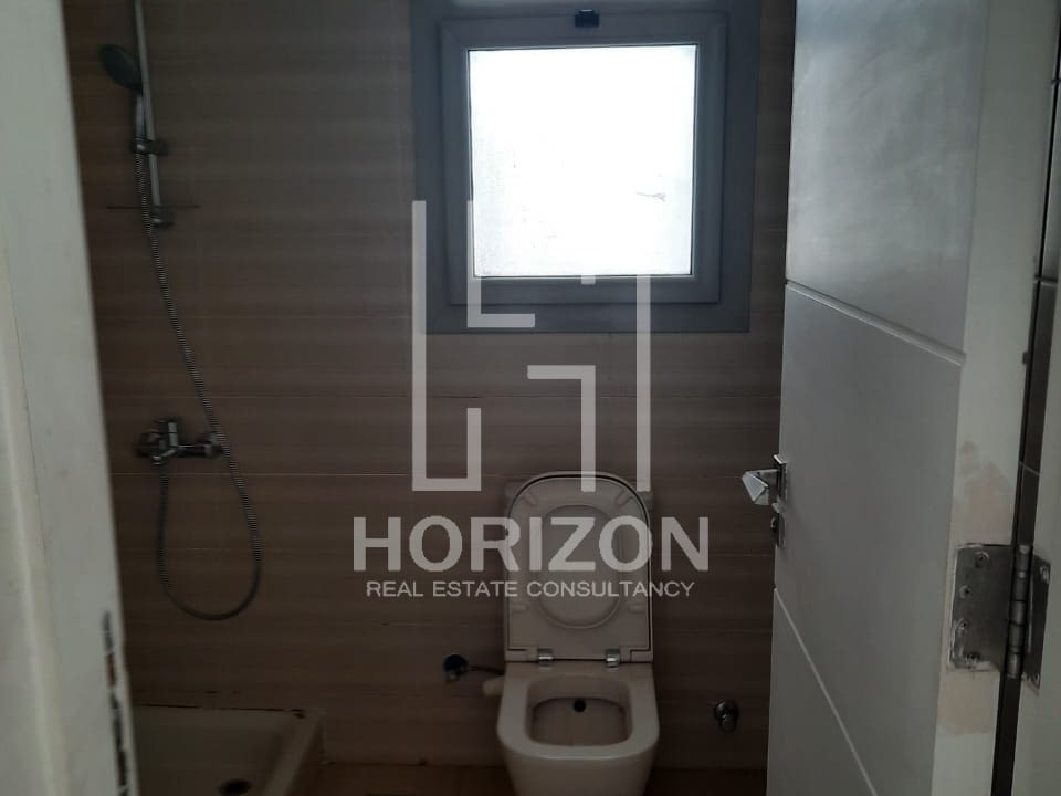 بنتهاوس للايجار في كمبوند فيلدج جيت بالم هيلز التجمع الخامس القاهرة الجديدة