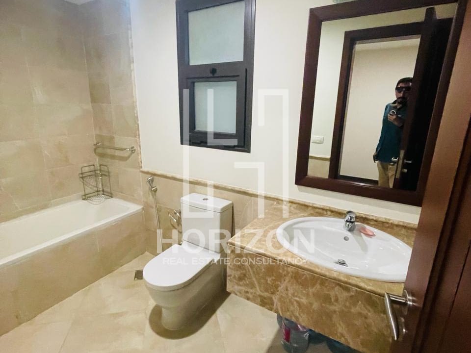 شقة للإيجار في كمبوند ميفيدا القاهرة الجديدة