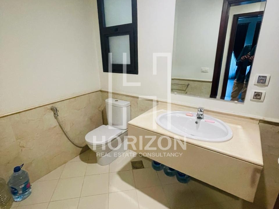 شقة للإيجار في كمبوند ميفيدا القاهرة الجديدة