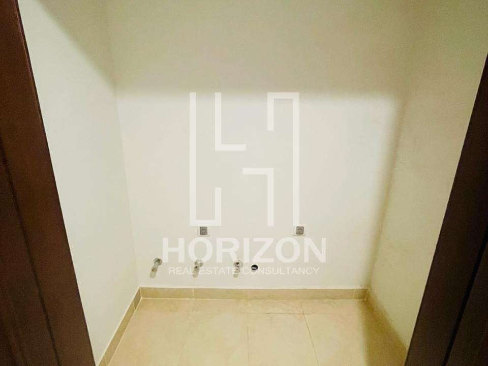 شقة للإيجار في كمبوند ميفيدا القاهرة الجديدة