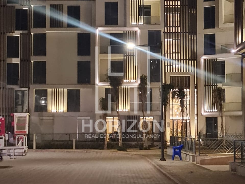 بنتهاوس للبيع فى كمبوند ايستاون سوديك التجمع الخامس القاهرة الجديدة