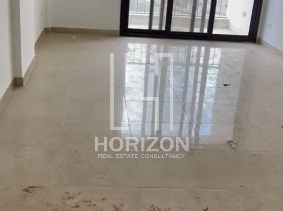 بنتهاوس رووف للإيجار فى كمبوند فيفث سكويرالمراسم القاهرة الجديدة